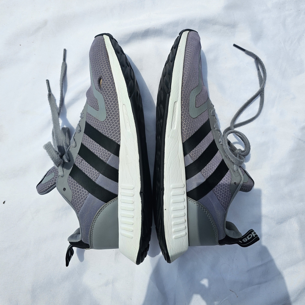Adidas Originals Mens Grey/Black Athletic Sneakers Running Shoes 9.5